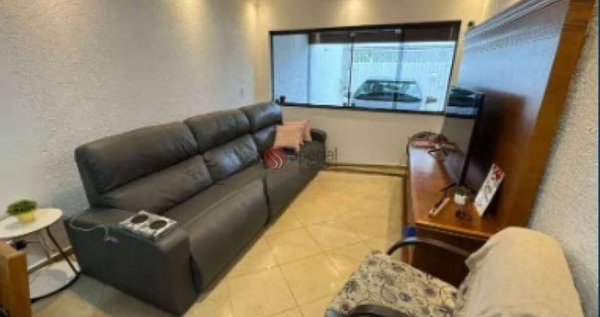 Sobrado à venda  e aluga  no Aricanduva com 242 metros.