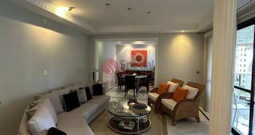 Apartamento alto padrão alto Tatuapé com 246 metros.