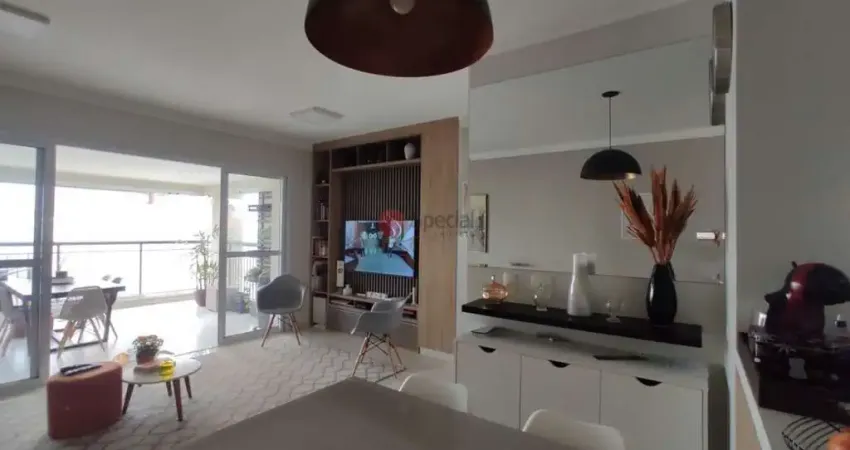 Apartamento à venda com 85 metros na Moóca.