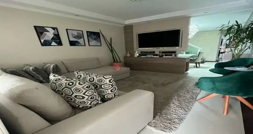 Sobrado na Penha com 3 dormitórios, sendo 2 suites, 2 vagas de garagem.