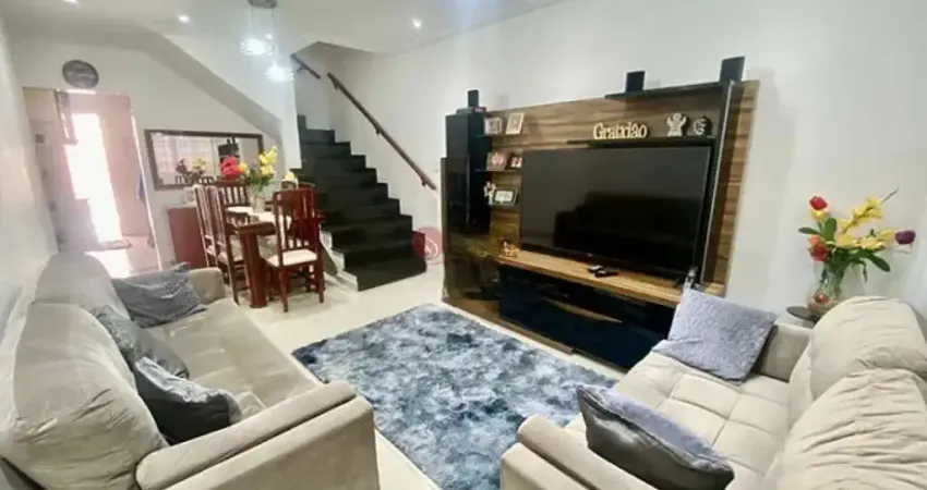 Sobrado à venda na Vila Talarico.