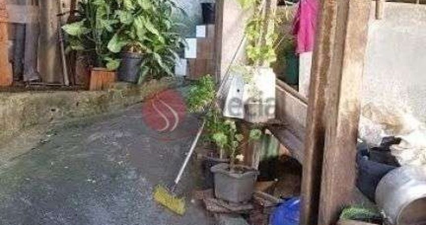 Terreno na Vila Diva, com 155 metros de área total.