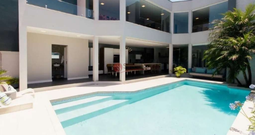 Sobrado com 4 dormitorios à venda Vila Carrão com 650 m².