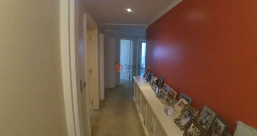 Apartamento na Moóca com  210 metros, 3 suítes, 3 salas, 3 vagas, 1 por andar, lazer completo.