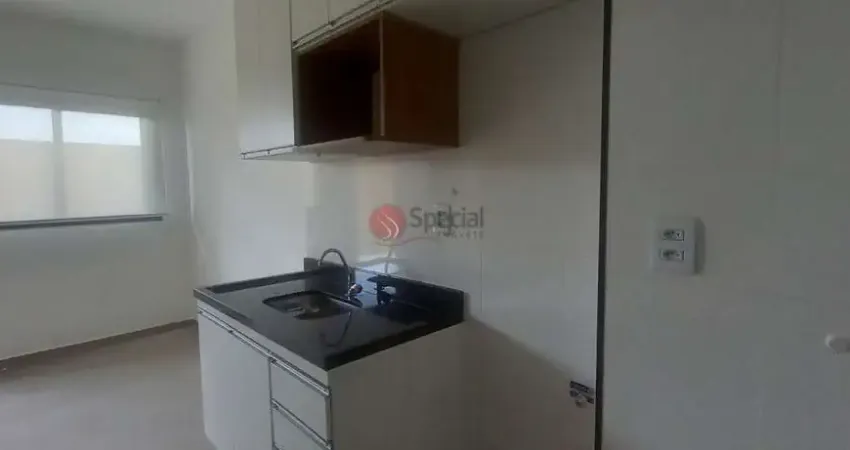 Locação! 2 dormitórios  iluminação natural, cozinha com armário, banheiro completo , área de serviço