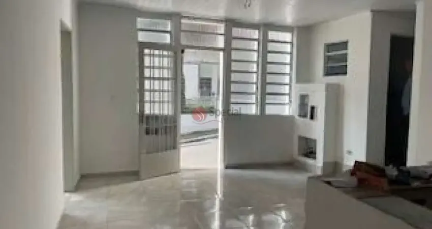 Casa térrea comercial ou residencial  na Quarta Parada.