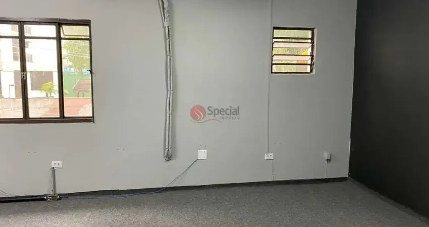 Sala em excelente localização no Tatuapé com 45m² de área construída.