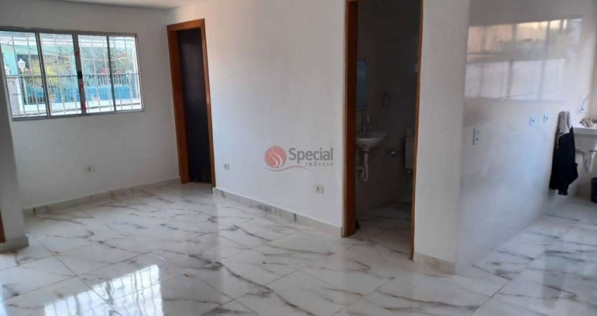 Casa com 2 quartos para alugar na Rua Água Santa, 31, Água Rasa, São Paulo