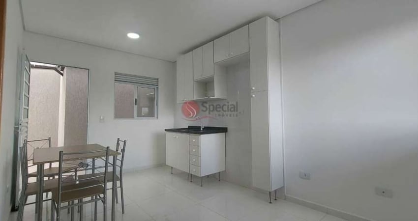 Apartamento na Cidade Patriarca  com 1 quarto e varanda.