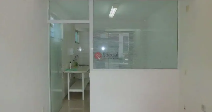 Loja comercial bem localizada no Tatuapé.