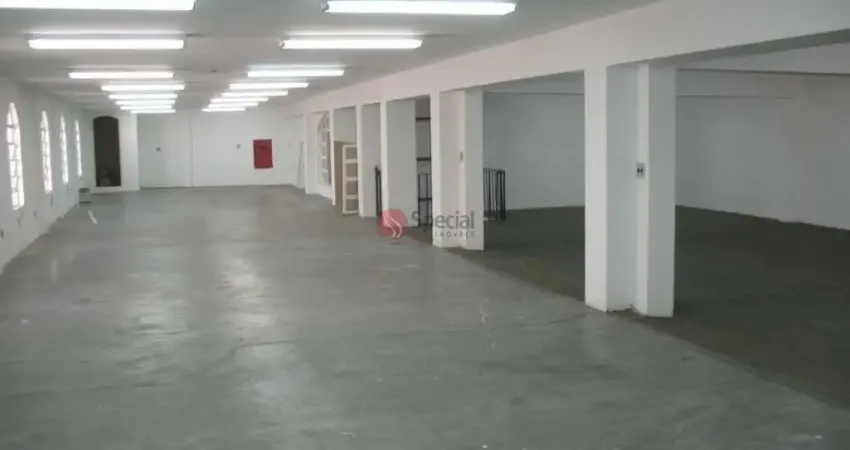 Prédio comercial na Vila Formosa com 1749 metros.