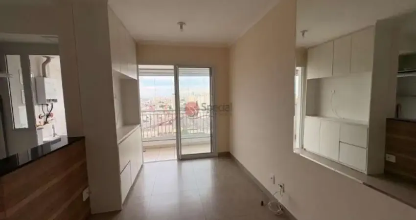 Apartamento à vendo no Brás - Andar alto.