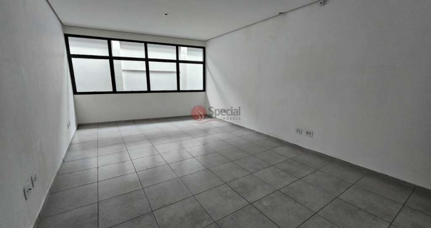 Sala comercial na Penha  em São Miguel com 32 metros.