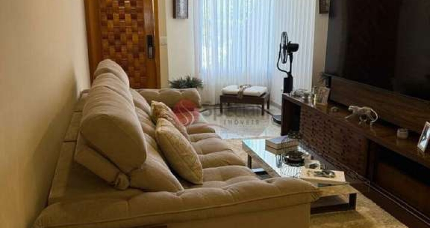 Sobrado na Vila Matilde com 188 metros  com 3 quartos à venda ou aluga.