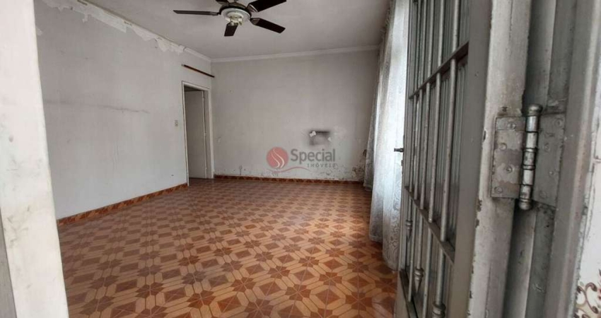 Casa térrea para venda na Moóca, 99 metros de construção, 264 m² de terreno.