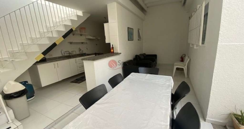 Sobrado comercial  no Tatuapé, mobiliado com 6 salas, área de funcionários e 2 vagas de garagem.