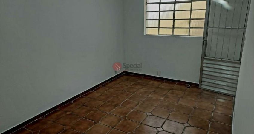 Casa com 2 quartos para alugar na Rua Ângelo Pavan, 30, Vila Carrão, São Paulo