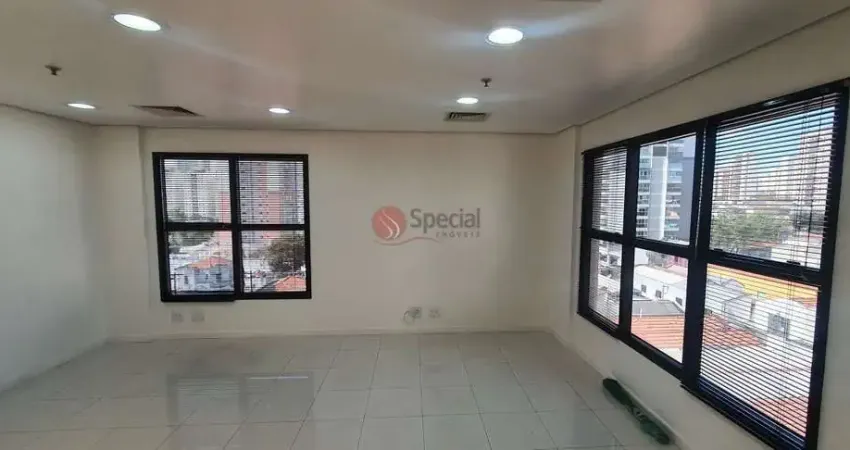 Sala comercial para locação no Tatuapé. Próxima ao Metrô Carrão.