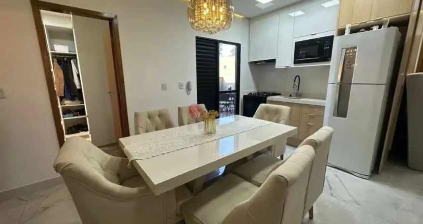 Cobertura no  Jardim Têxtil  com 2 quartos e 1 vaga de garagem 80m² área total.