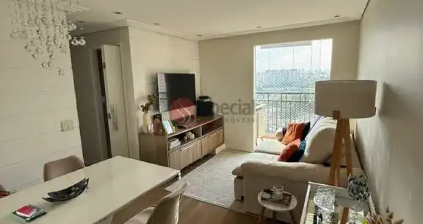 Apartamento no Tatuapé com 2 quartos, 1 vaga de garagem.