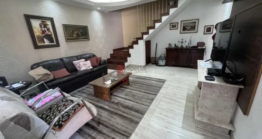 Sobrado na Vila Formosa com 100 m²,  3 vagas de garagem para carros grandes.