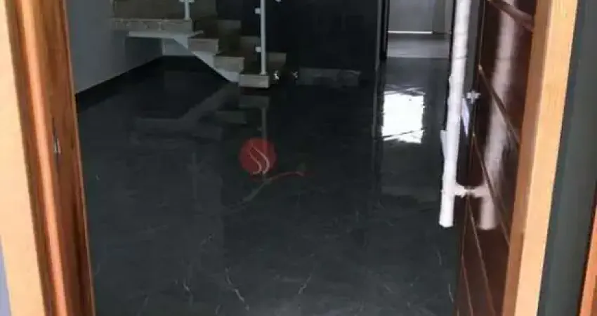 Sobrado novo com fino acabamento, 3 dormitórios sendo 1 suíte e 2 vagas