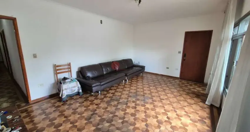 Sobrado à venda e locação na quarta parada, 3 dormitórios, 5 vagas com 217 metros.