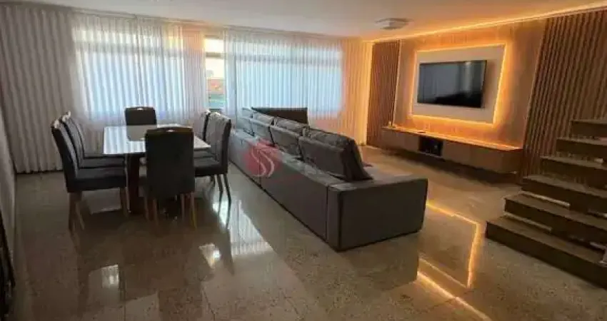 Sobrado de alto padrão impecável com 3 dormitórios, piscina e 4 vagas na vila formosa