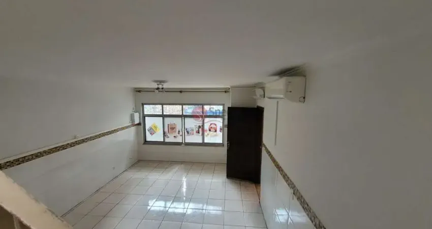 Casa com 3 quartos para alugar na Rua Antônio de Barros, 2537, Vila Carrão, São Paulo