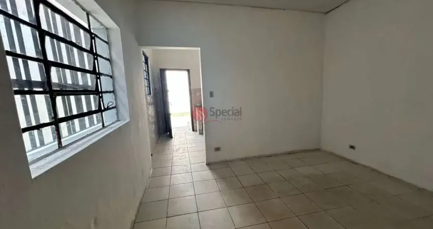 Casa térrea no tatuapé, 105 metros, 5,90 x 17,79, quartos, sala,1 vaga, próximo a rua cantagalo.