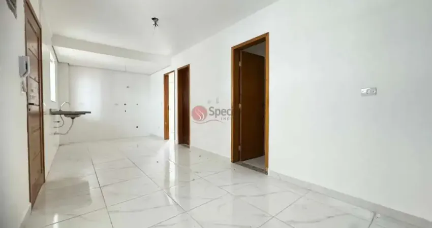 Apartamento com 41 m² na Vila Guilhermina, 2 quartos, a 700 metros da Estação Guilhermina.