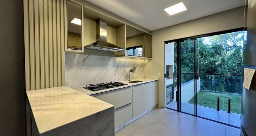 Casa com 3 quartos à venda em Água Verde, Blumenau 