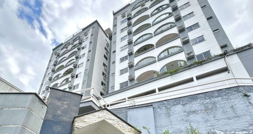 Apartamento com 3 quartos para alugar no Centro, Blumenau 