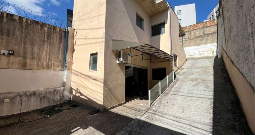 Casa em condomínio fechado com 1 quarto à venda na Rua Vereador Nelson Cunha, Estoril, Belo Horizonte