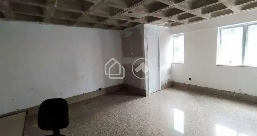 Sala comercial para alugar na Rua Tereza Mota Valadares, Buritis, Belo Horizonte