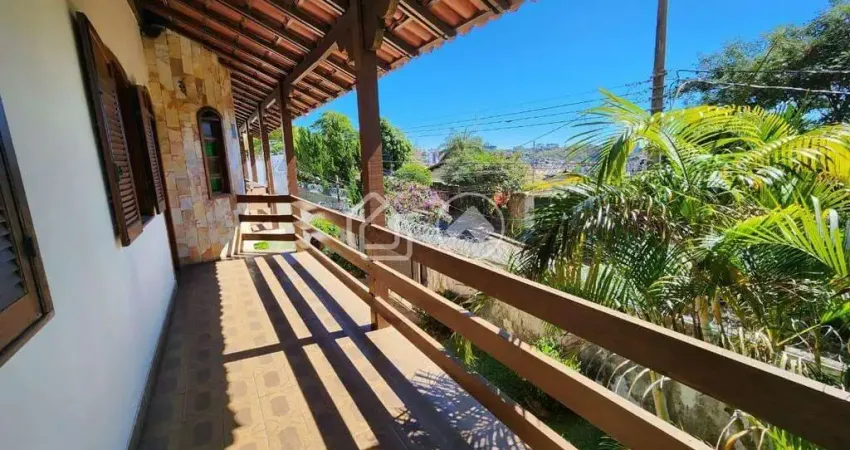 Casa com 5 quartos à venda na Rua Planetóides, Santa Lúcia, Belo Horizonte