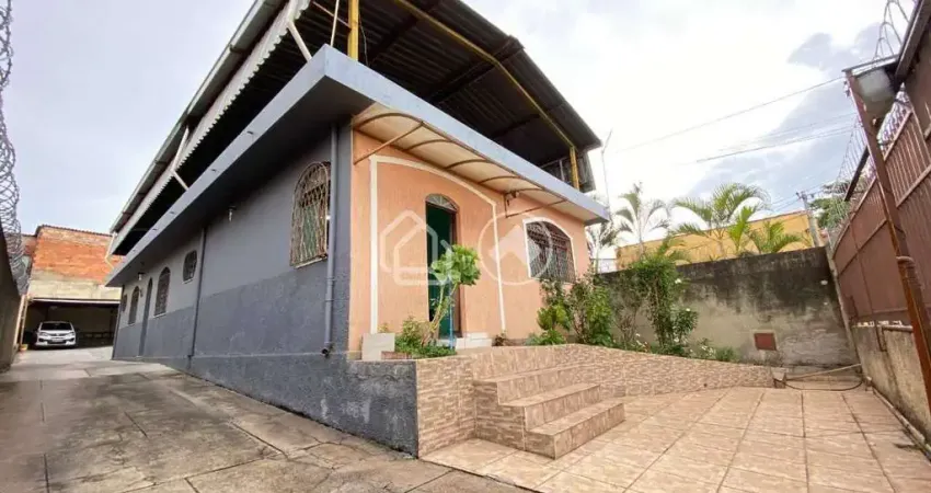 Casa 03 quartos à venda no bairro dom bosco, 08 vagas, terraço coberto, lote 396m²