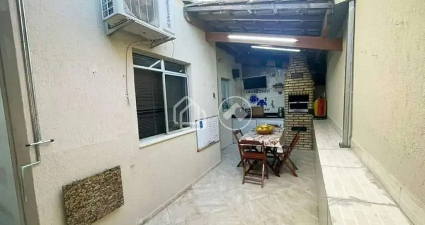 Área Privativa 2 Quartos no Serrano – Entrada Independente e Excelente Localização!