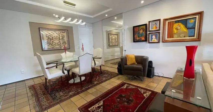 Apartamento reformado, 175m2, nascente, andar alto, 3 qtos à venda por 1.150.000.