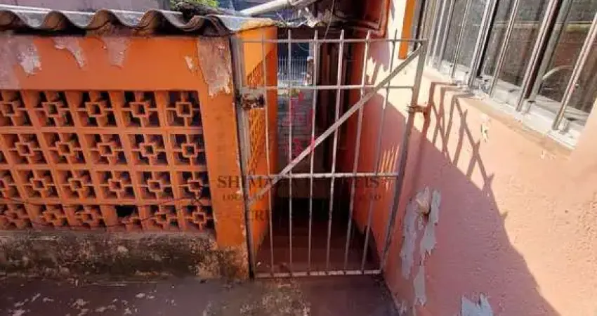 Casa com 2 quartos para alugar na Rua dos Junquilhos, 110, Vila Alpina, São Paulo