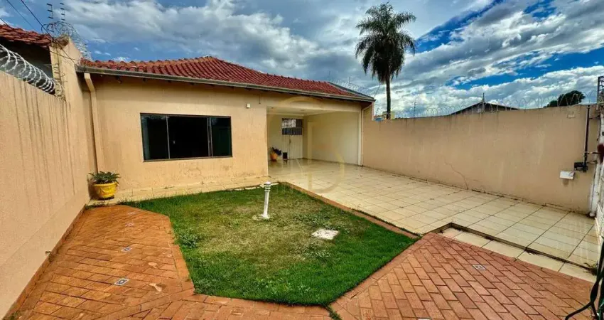Casa com 4 quartos à venda na Avenida Tiradentes, 2113, Vila Taveirópolis, Campo Grande