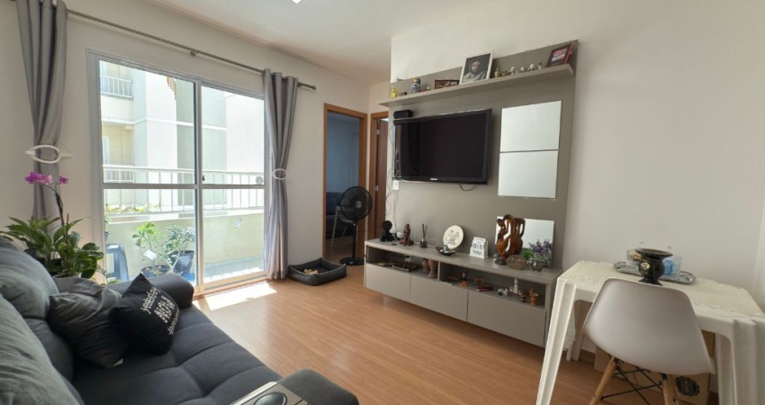 Apartamento c/ Sacada próx. Sesi Escola e Shopping Pantanal