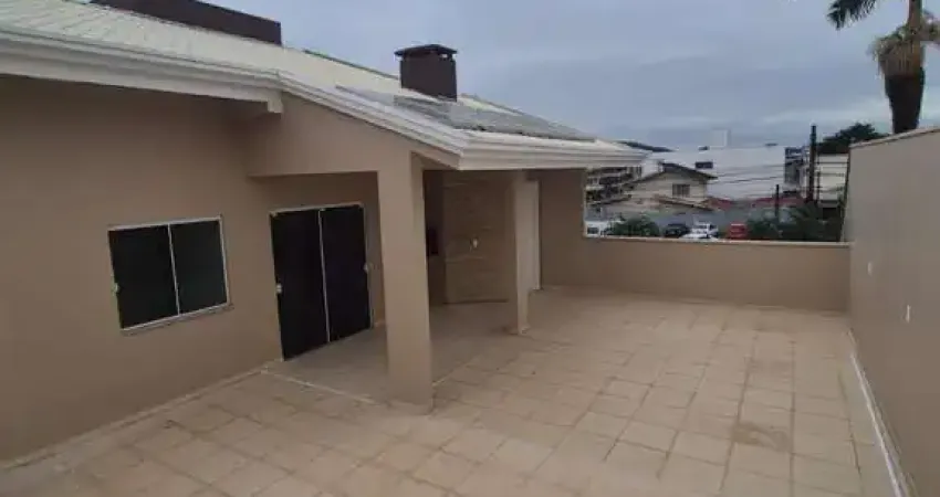Casa com 3 quartos para alugar no São Vicente, Itajaí 