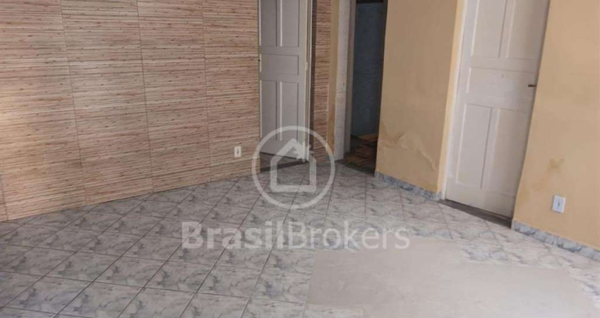 Casa à venda com 170,00m² e 2 quartos em Cavalcanti, Rio de Janeiro - rj