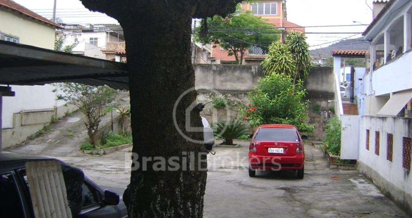 Terreno à venda na Rua Gomes Serpa, Piedade, Rio de Janeiro