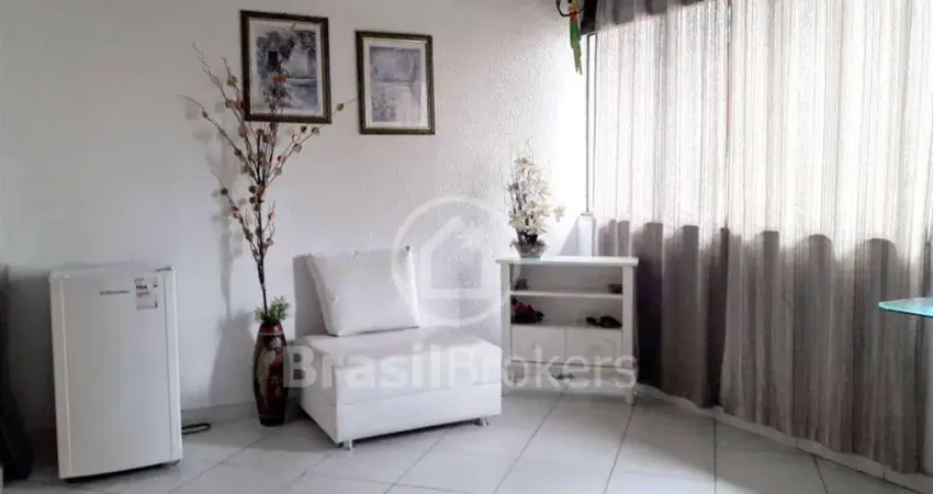 Casa em condomínio fechado com 2 quartos à venda na Rua Professora Ubaldina Jacare, Bento Ribeiro, Rio de Janeiro