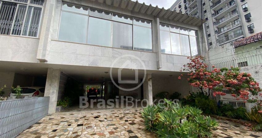 Excelente casa de frente de rua  com 344 m2 Cachambi