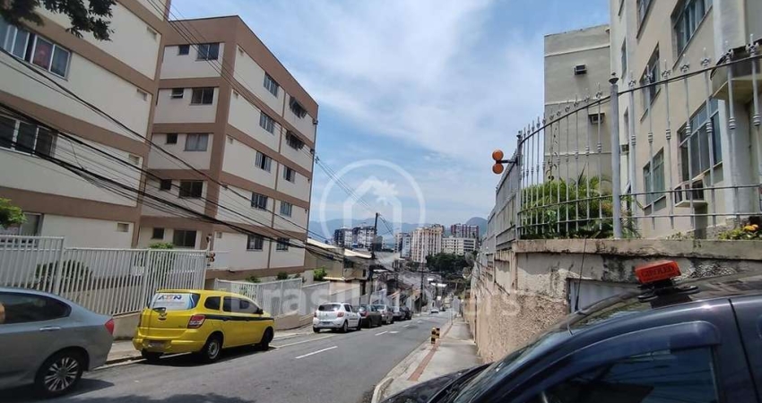 Apartamento de 43,45m², com dois quartos em condomínio. Primeira locação