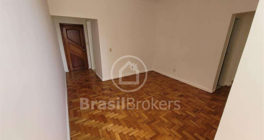 Ponto Nobre 3 Quartos 1 Suíte Junto ao Comércio e Condução