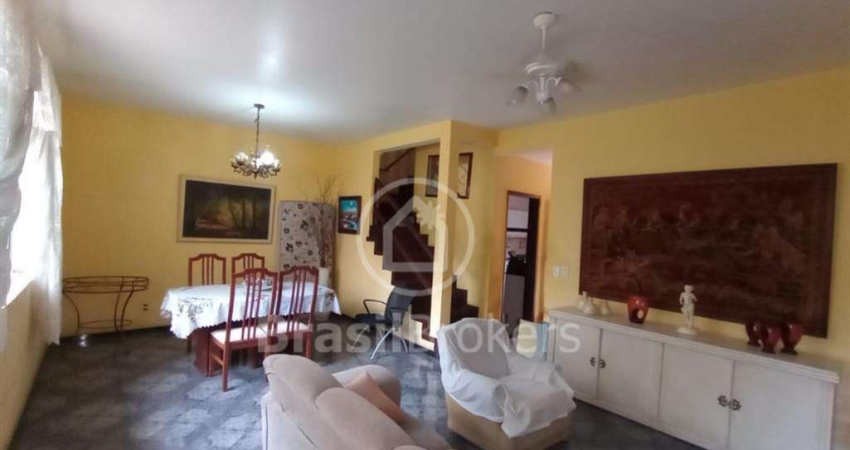 Casa à venda com 150,00m² e 3 quartos em Olaria, Rio de Janeiro - RJ